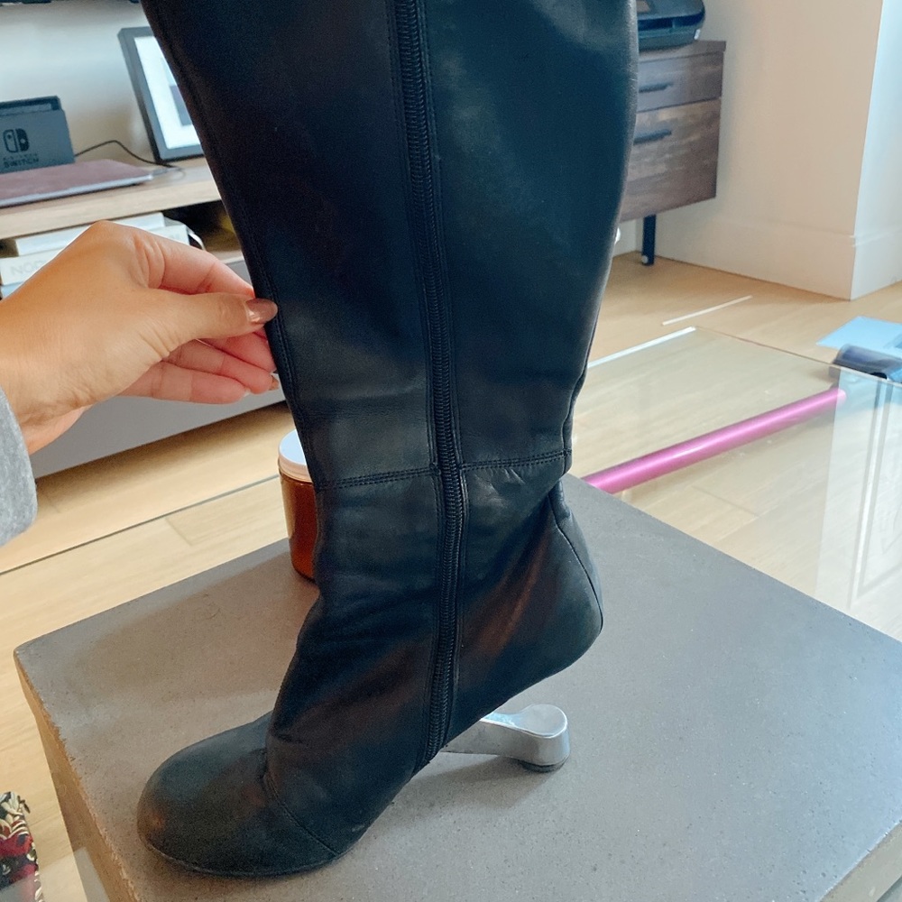 Unique United Nude Black Boots
